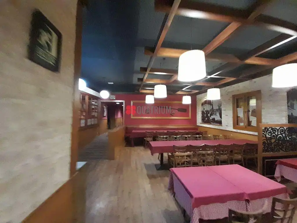 Local comercial de lloguer a De Villagarcía, imagen 6