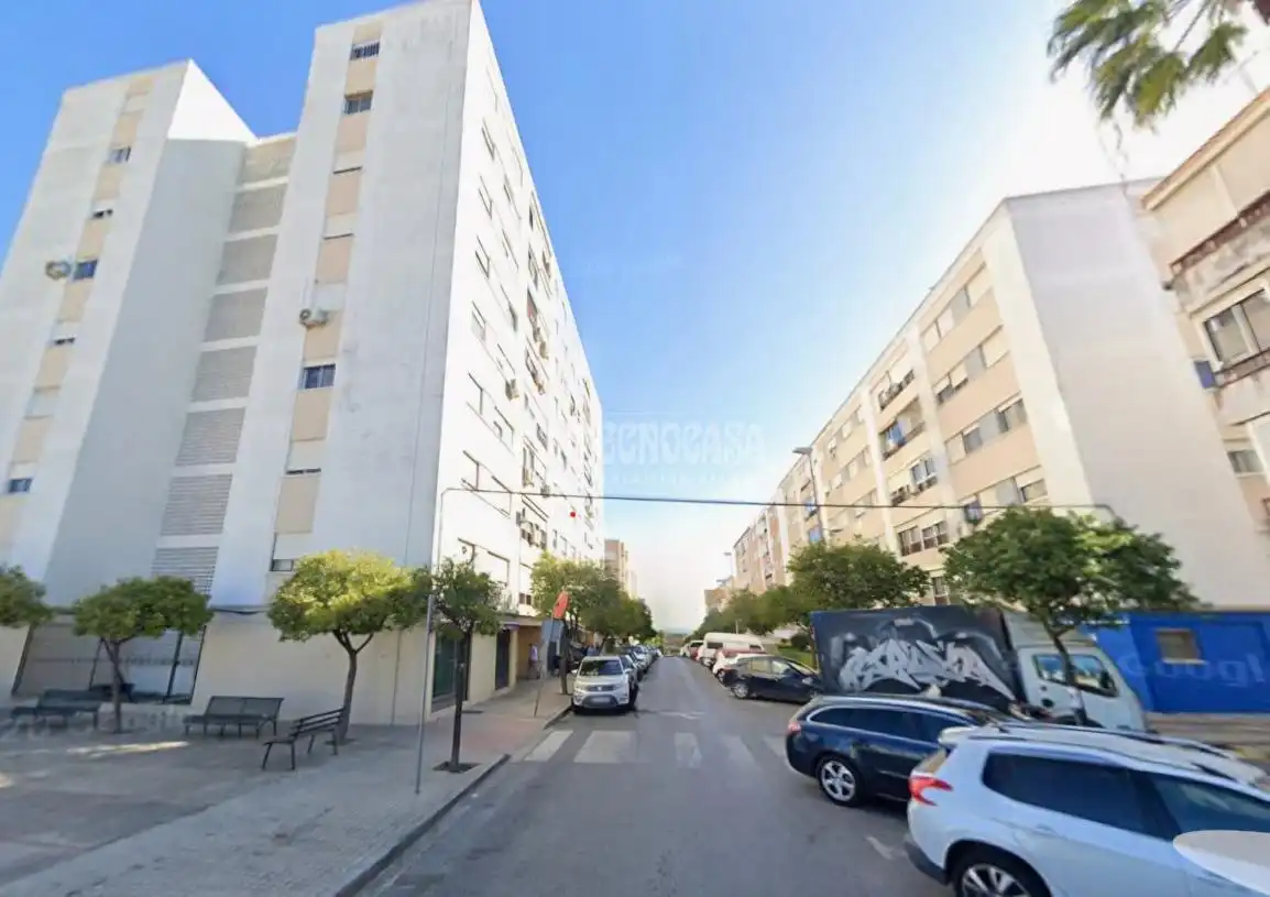 Vista exterior de Pis en venda en Jerez de la Frontera amb Aire condicionat