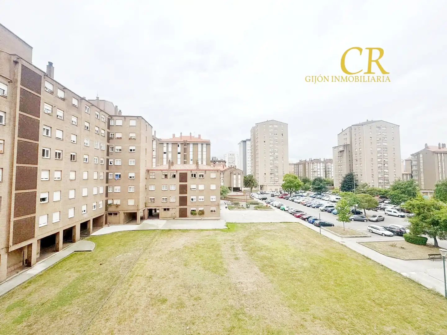 Vista exterior de Piso en venta en Gijón  con Amueblado