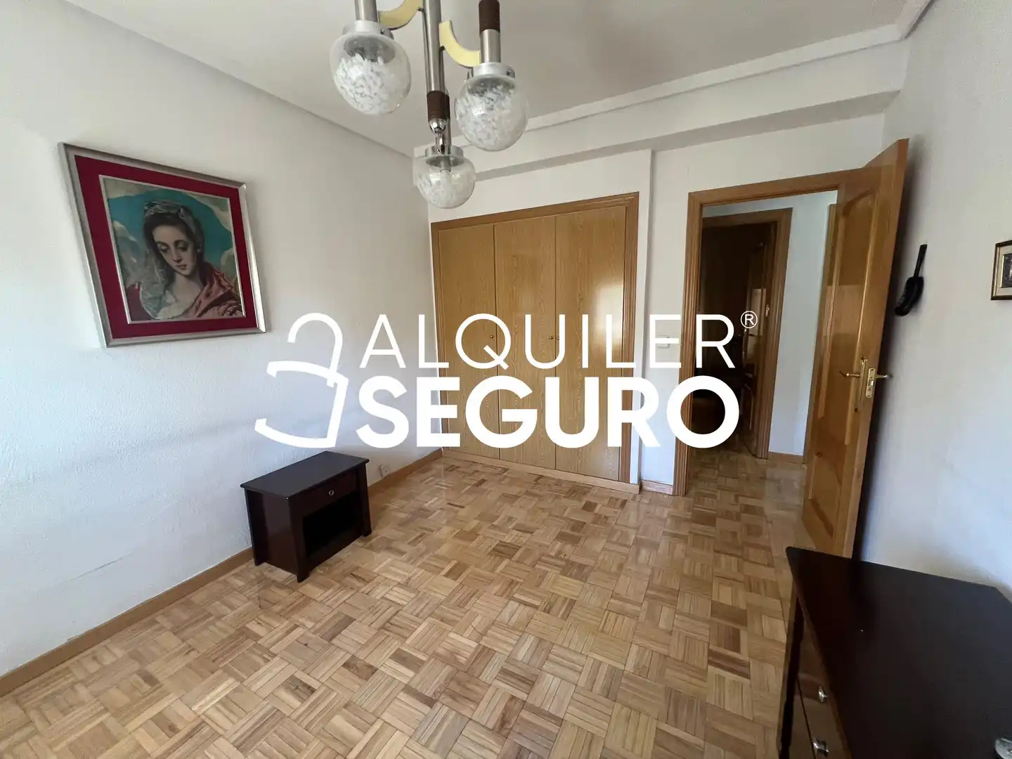 Habitación de Piso de alquiler en Madrid con Calefacción y Amueblado