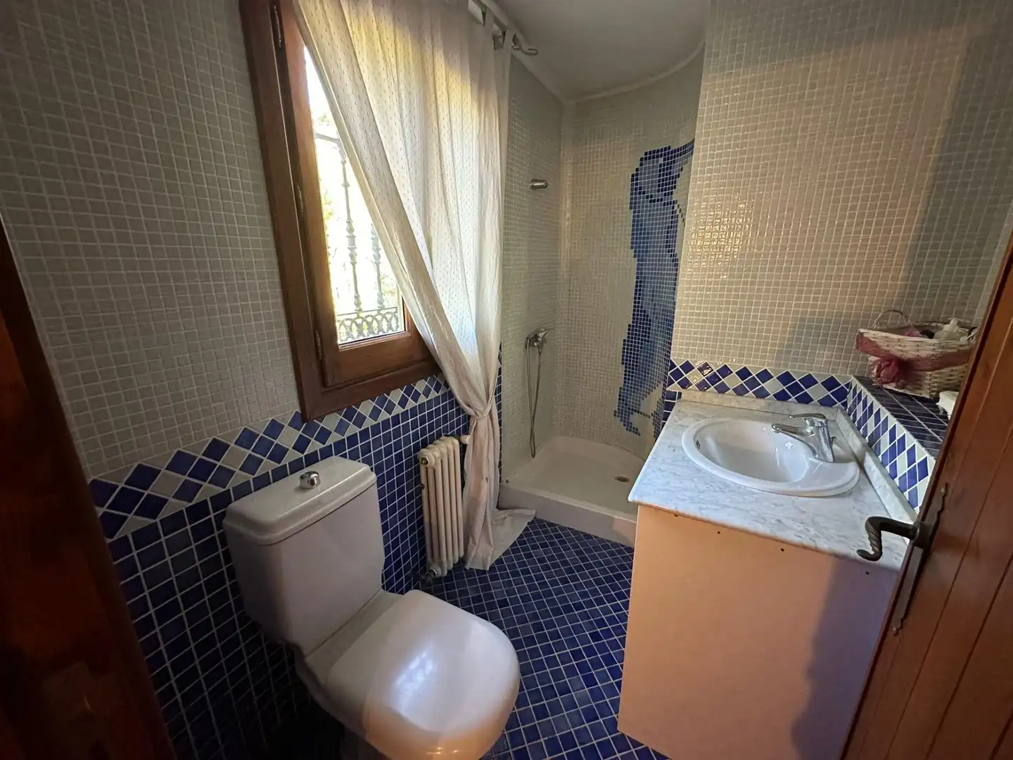 Bany de Casa o xalet en venda en Benicasim / Benicàssim amb Aire condicionat, Jardí privat i Terrassa