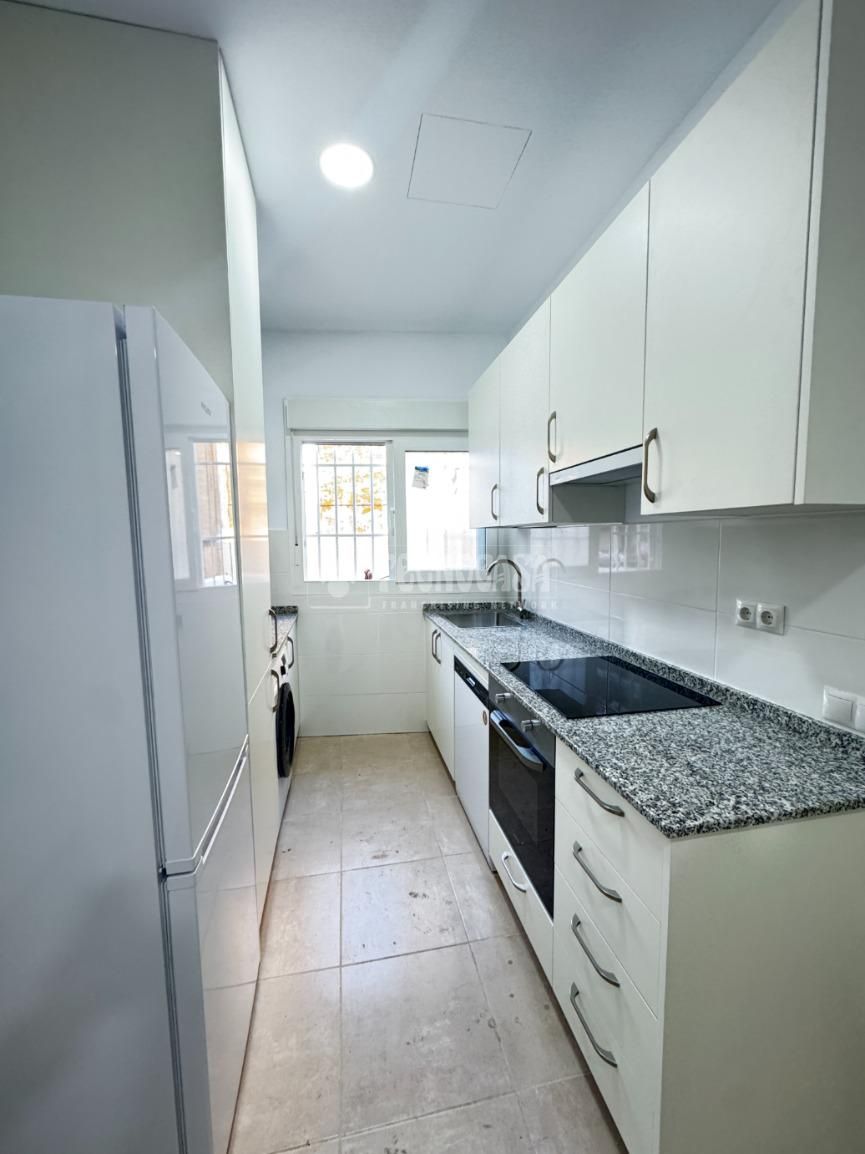 Kitchen of Flat for sale in  Madrid Capital