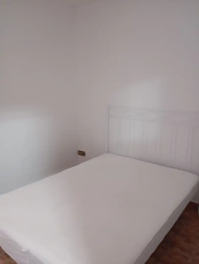 Bedroom of Flat for rent in Madrid  with Air Conditioner, Heating and Terrace