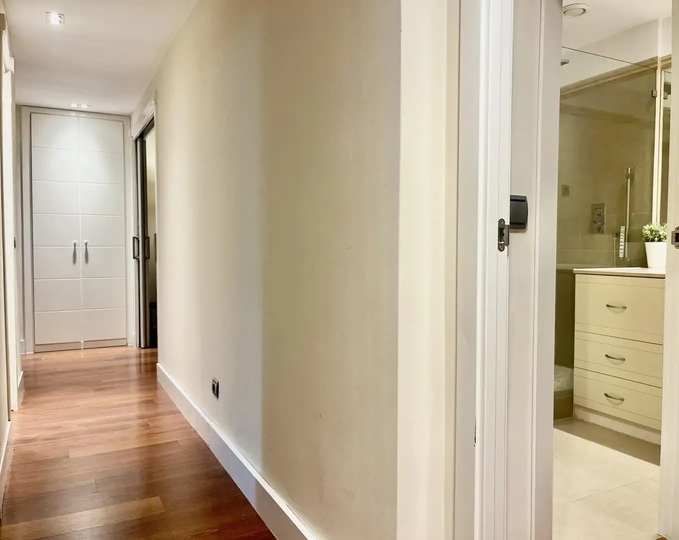 Flat for sale in Madrid  with Air Conditioner, Heating and Private garden