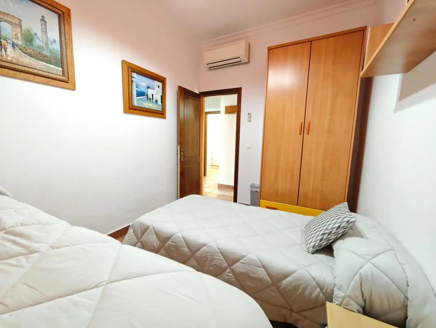 Habitación de Finca rústica en venta en Cártama con Aire acondicionado, Calefacción y Jardín privado