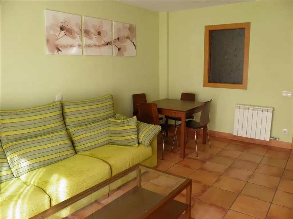 Living room of Flat for sale in Torelló  with Heating, Terrace and Storage room