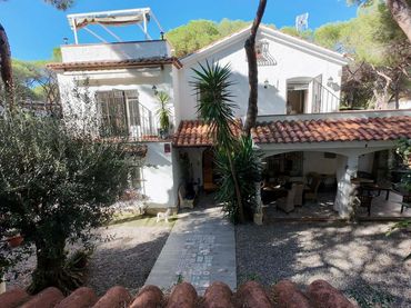 Casa con balcone in vendita a Calle de Lleida