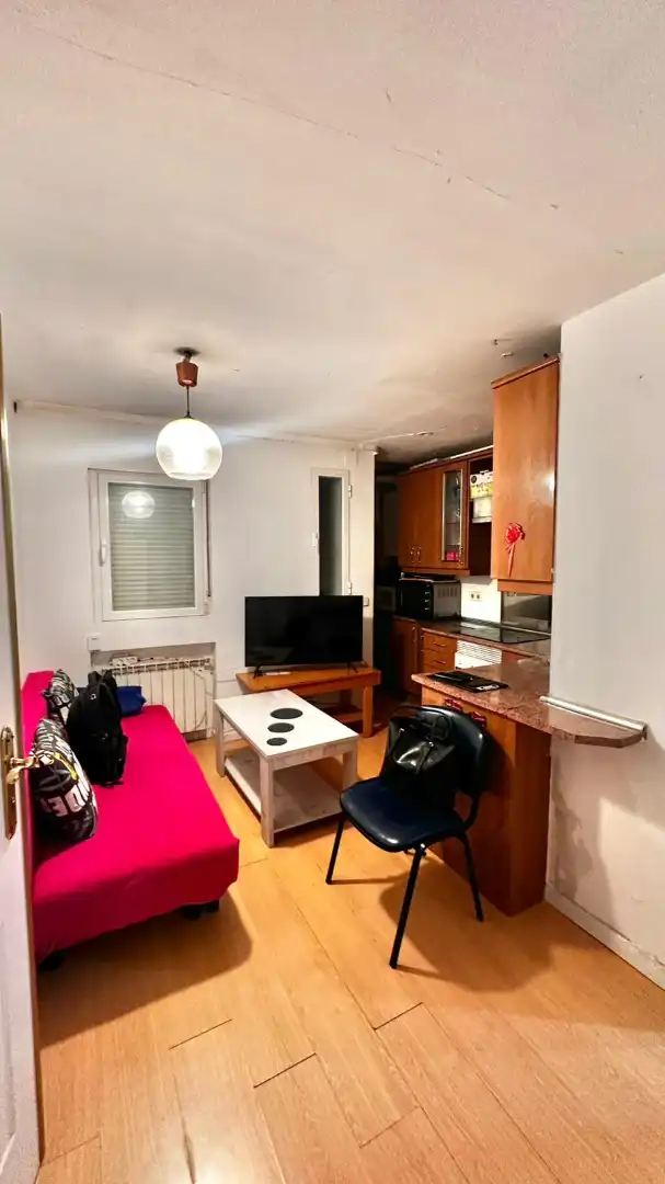 Cuina de Pis en venda en Madrid amb Calefacció i Moblat