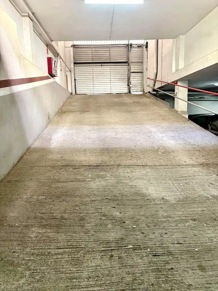 Parking à vendre à Enrique Granados