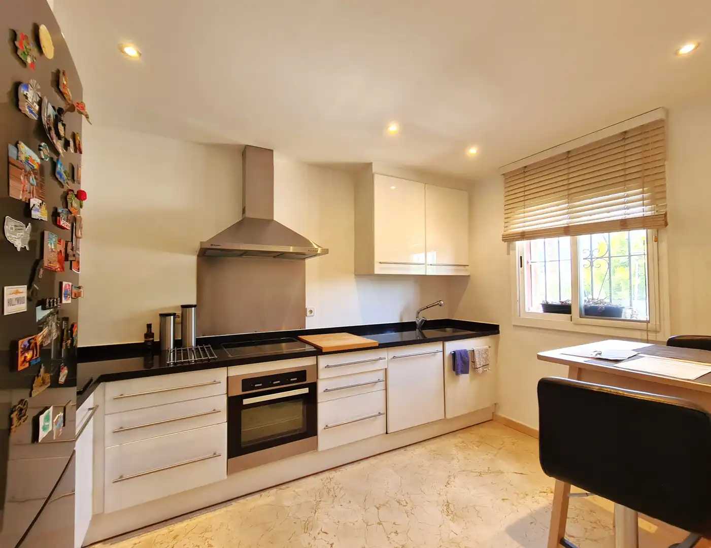 Kitchen of Detached homes for sale in Estepona  with Air Conditioner, Private garden and Terrace