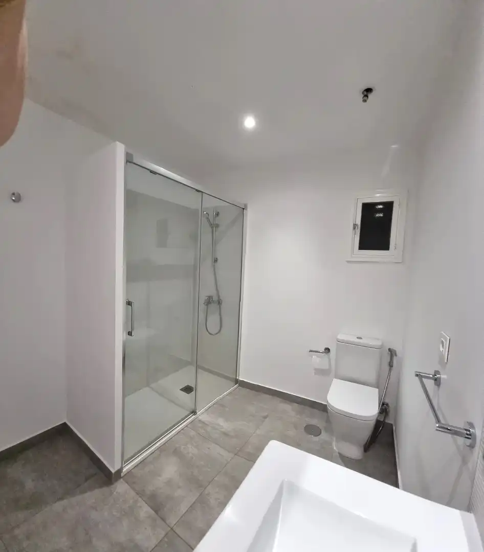 Baño de Piso en venta en Las Palmas de Gran Canaria con Parquet, Trastero y Horno