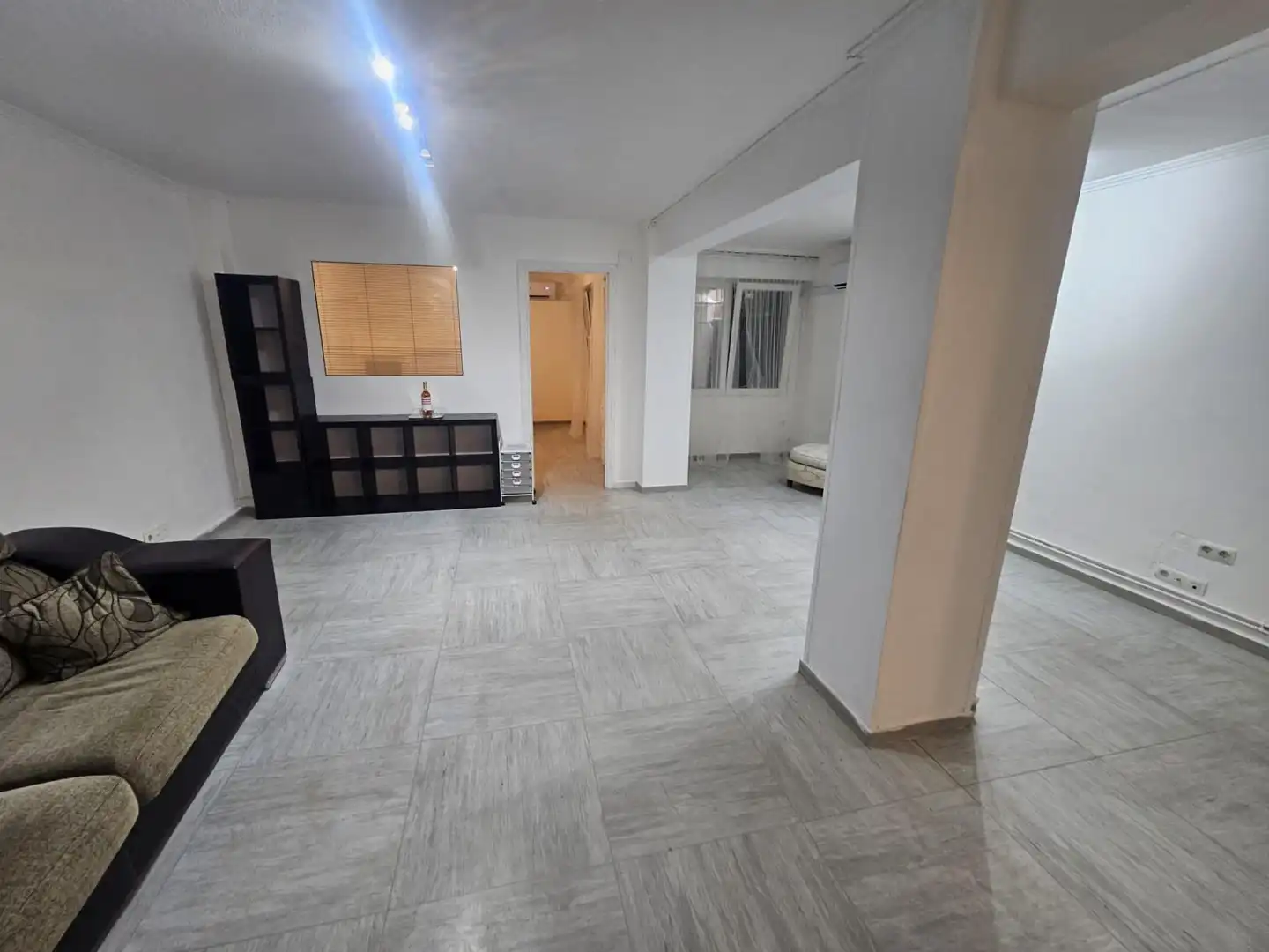 Ground floor for sale in Alicante / Alacant  with Air Conditioner