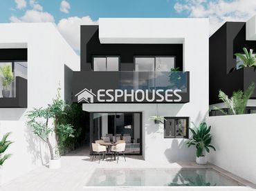 Villa avec balcon à vendre à El Hornillo