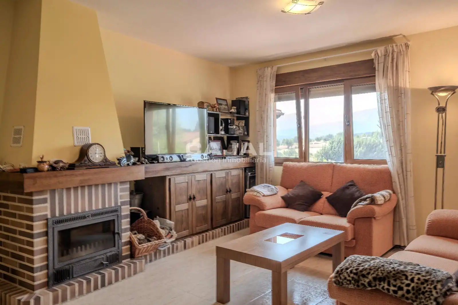 Sala de estar de Dúplex en venta en Riaza con Calefacción y Terraza
