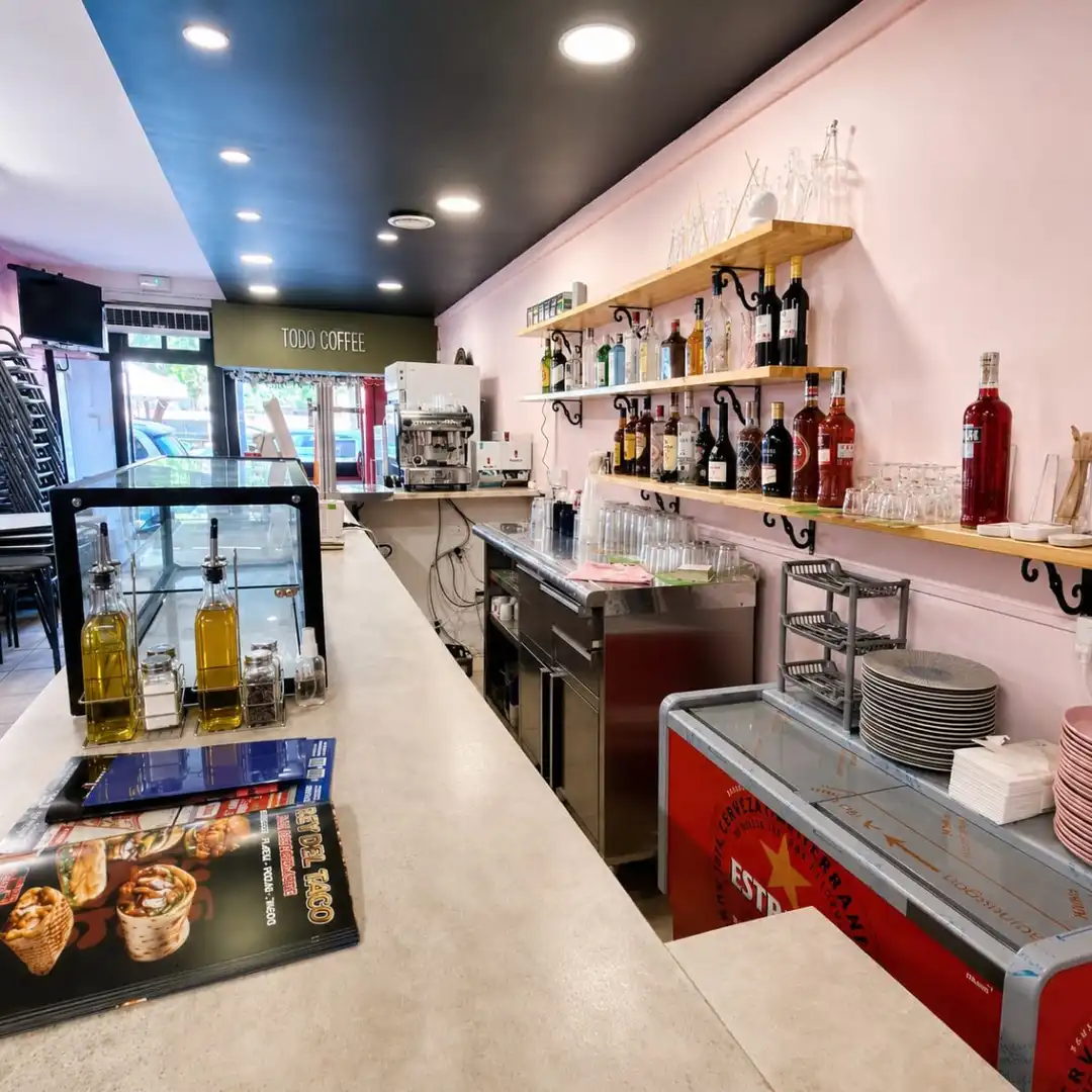 Local comercial en traspàs a Barri del Mar, imagen 12