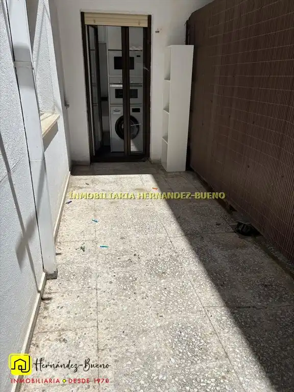 Vista exterior de Pis de lloguer en Salamanca amb Calefacció i Terrassa
