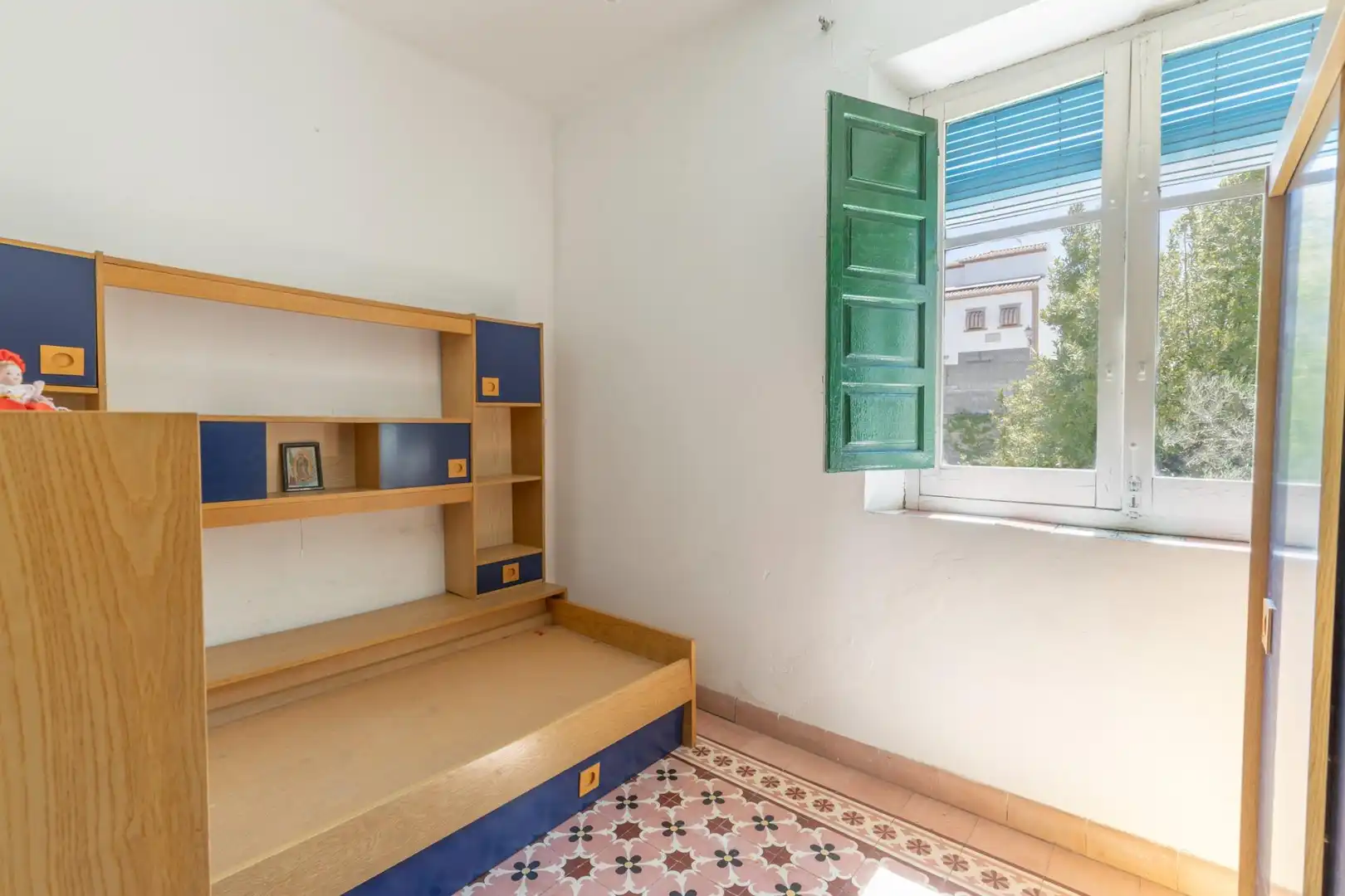 Dormitori de Residencial en venda en Granada