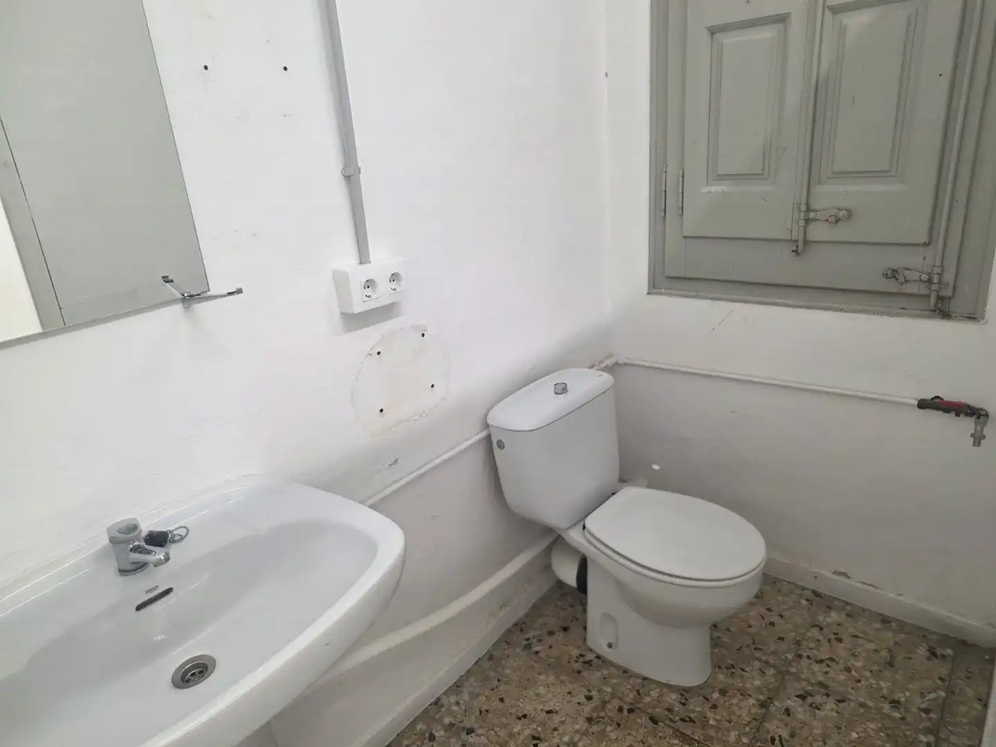 Badezimmer von Geschaftsraum zur Miete in Barcelona