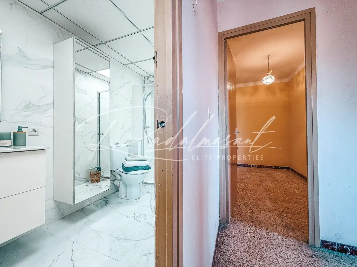 Baño de Piso en venta en Reus con Aire acondicionado, Calefacción y Terraza