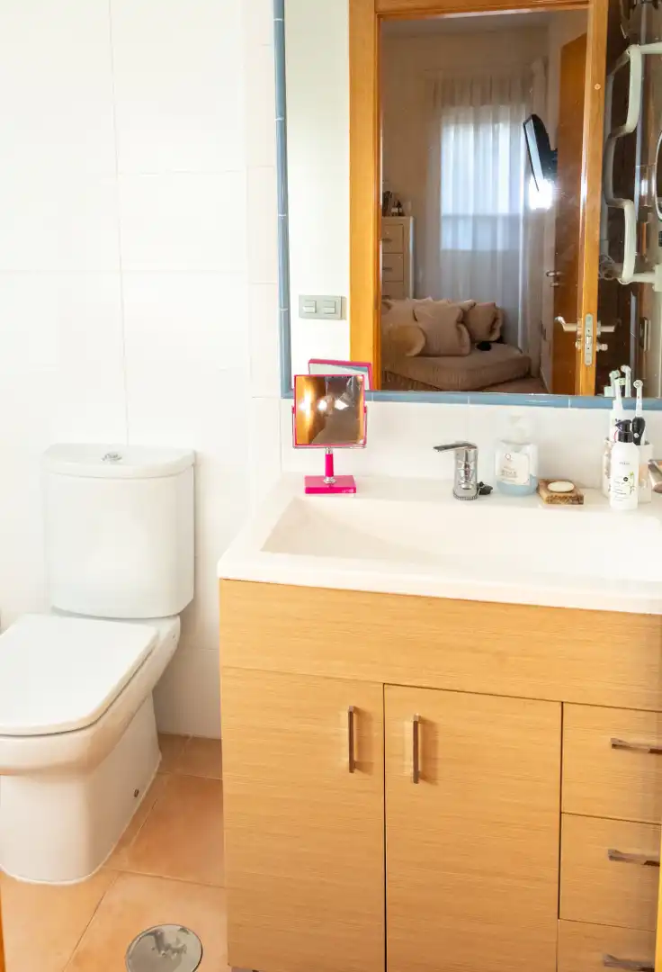 Bathroom of Attic for sale in Cartagena  with Air Conditioner, Heating and Parquet flooring