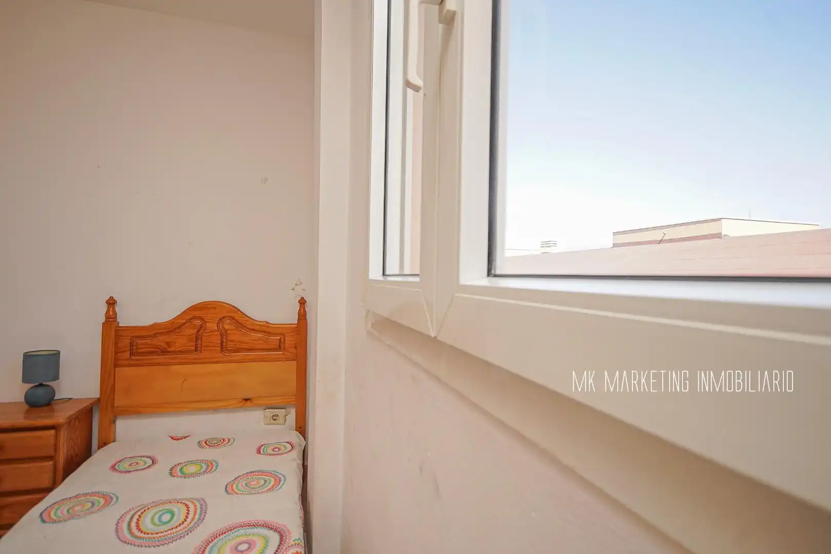 Schlafzimmer von Dachboden zum Verkauf in Mogán mit Terrasse, Abstellraum und Möbliert