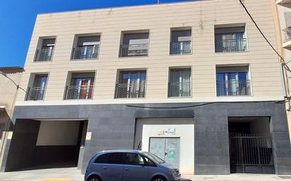 Außenansicht von Wohnung zum verkauf in Novelda mit Terrasse und Balkon