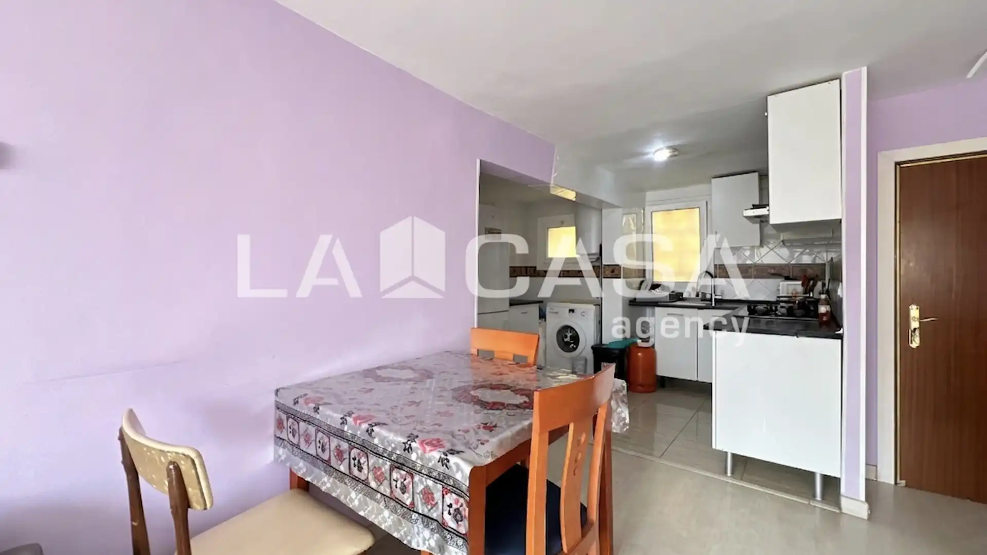 Flat for sale in Badalona  with Heating