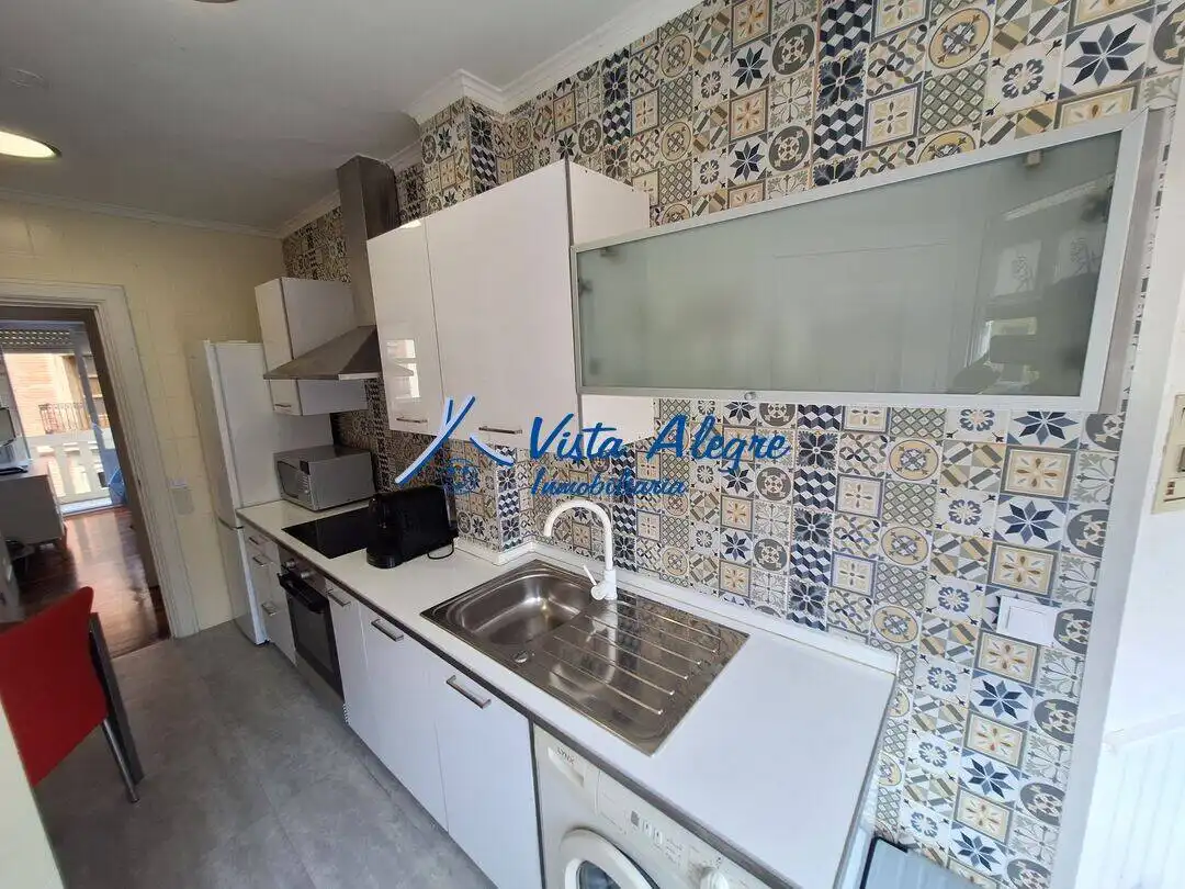 Cocina de Apartamento en venta en Haro con Calefacción, Terraza y Amueblado