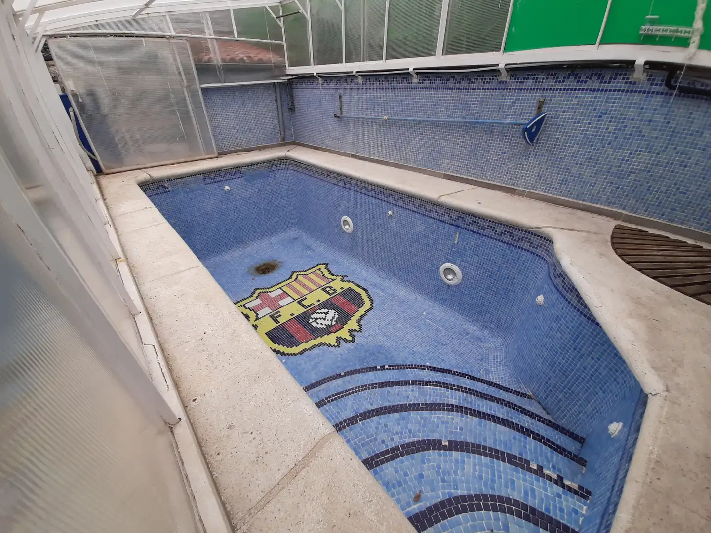 Piscina de Casa adosada en venda en Tàrrega amb Calefacció, Terrassa i Piscina