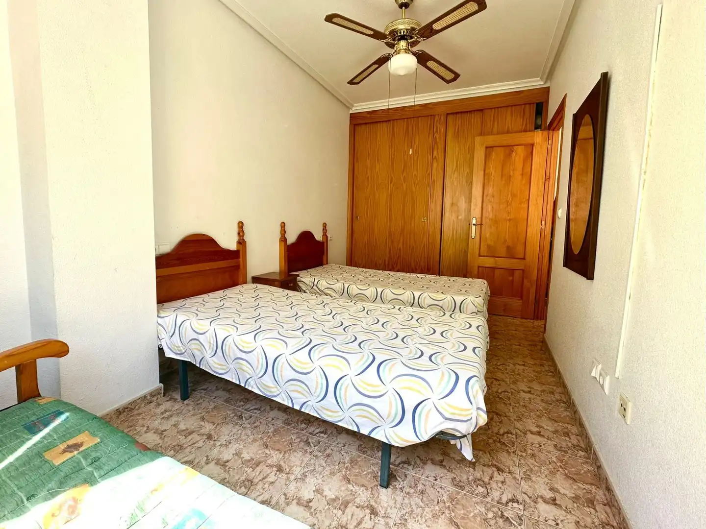 Schlafzimmer von Wohnung zum Verkauf in Torrevieja mit Klimaanlage und Terrasse