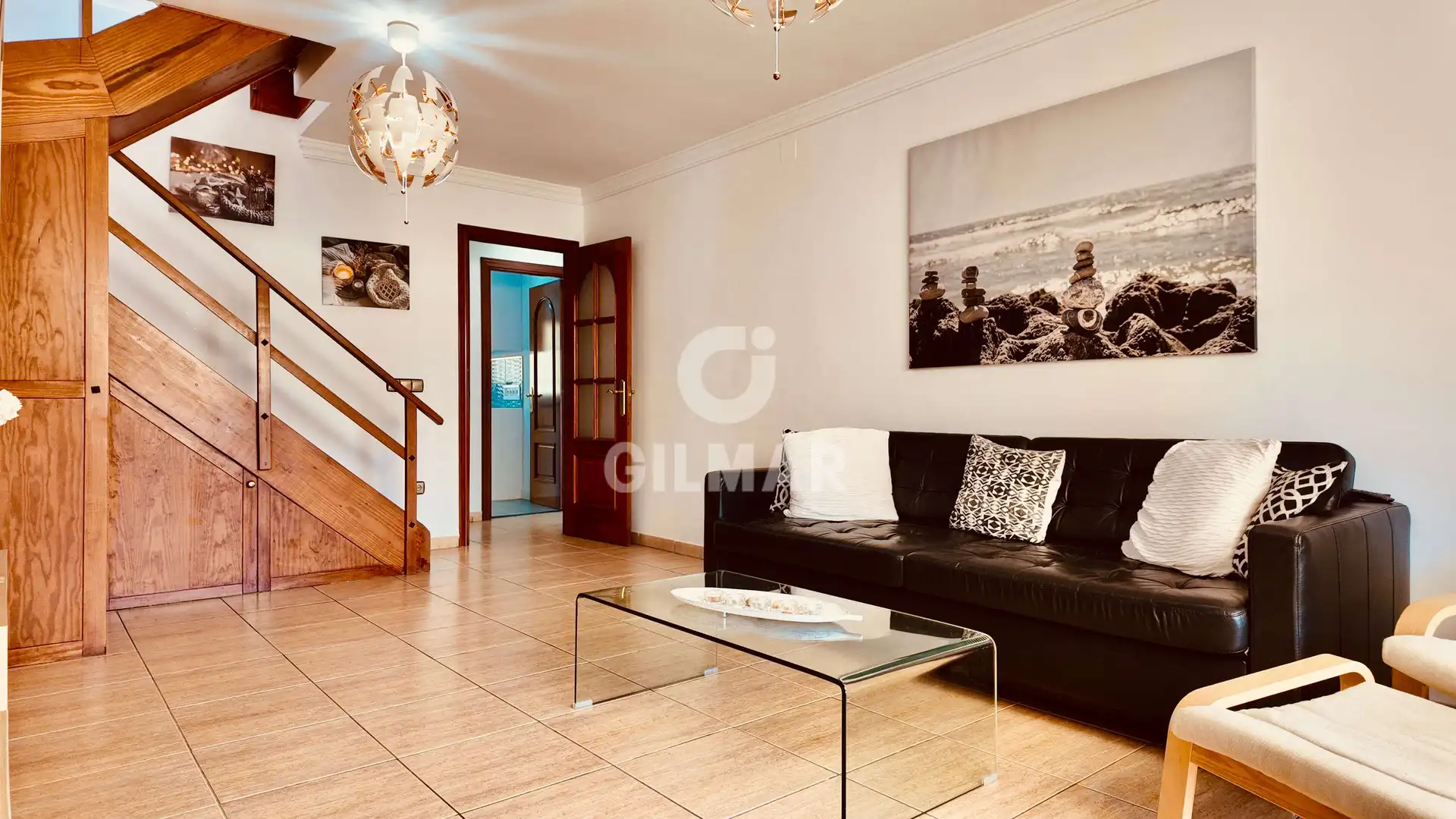 Sala de estar de Ático en venta en Torremolinos con Calefacción, Jardín privado y Trastero