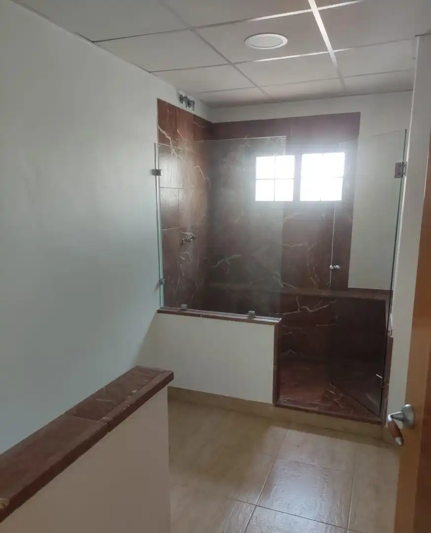 Badezimmer von Wohnung zur Miete in Cartagena