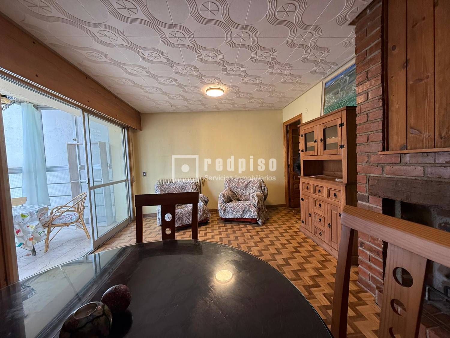 Sala de estar de Piso en venta en El Espinar con Calefacción, Parquet y Terraza