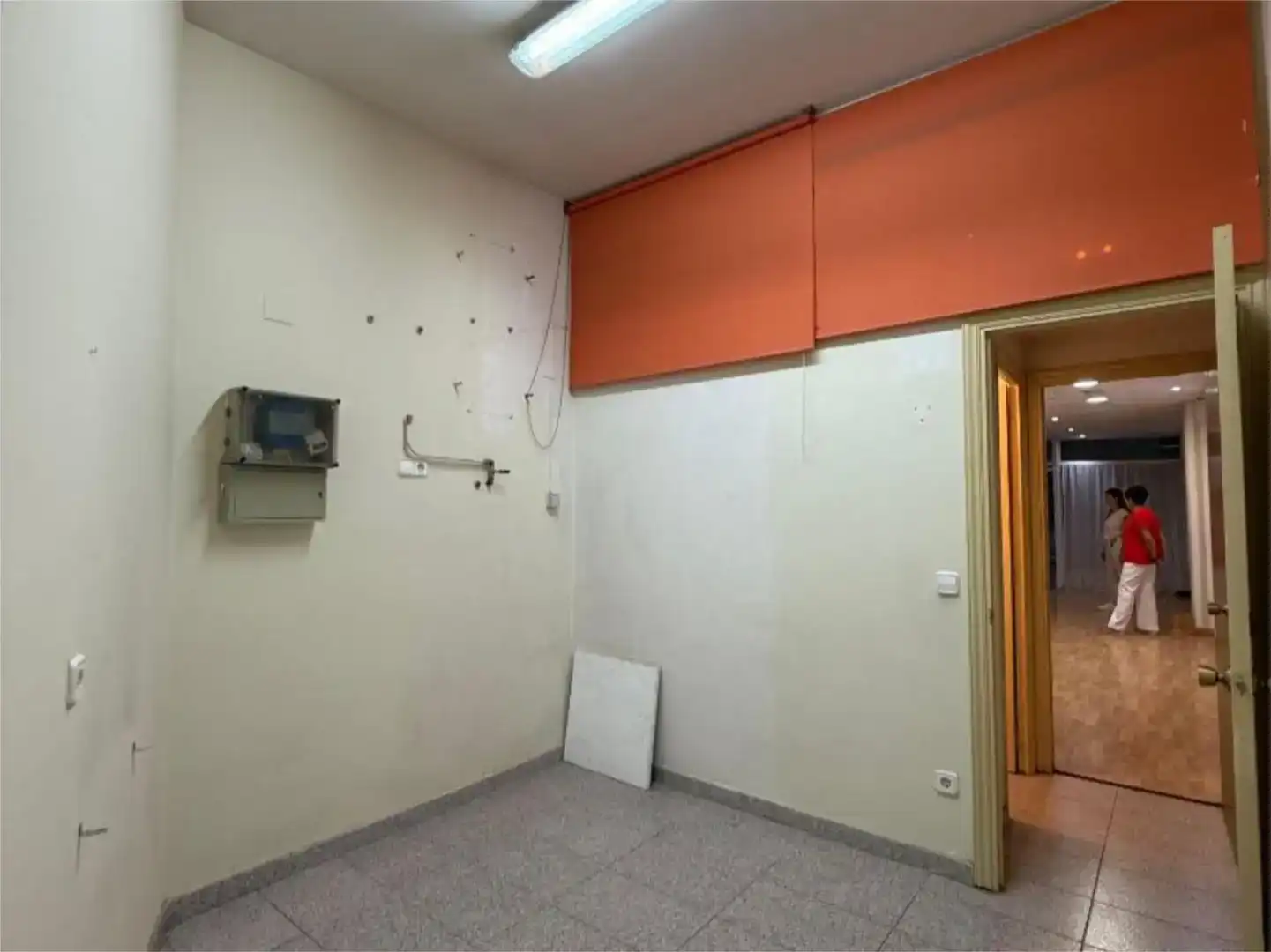 Commercial properties for rent in Almenar  with Air Conditioner and Parquet flooring