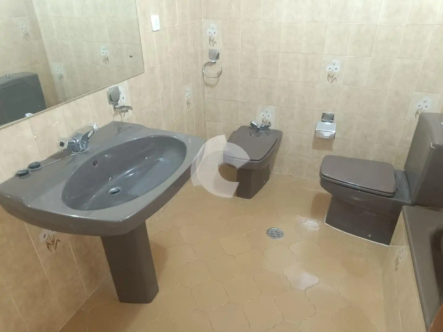 Bathroom of Flat for sale in Ourense Capital   with Heating and Storage room