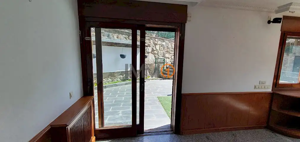 Casa aparellada amb jardí en venda a Engolasters, imagen 40