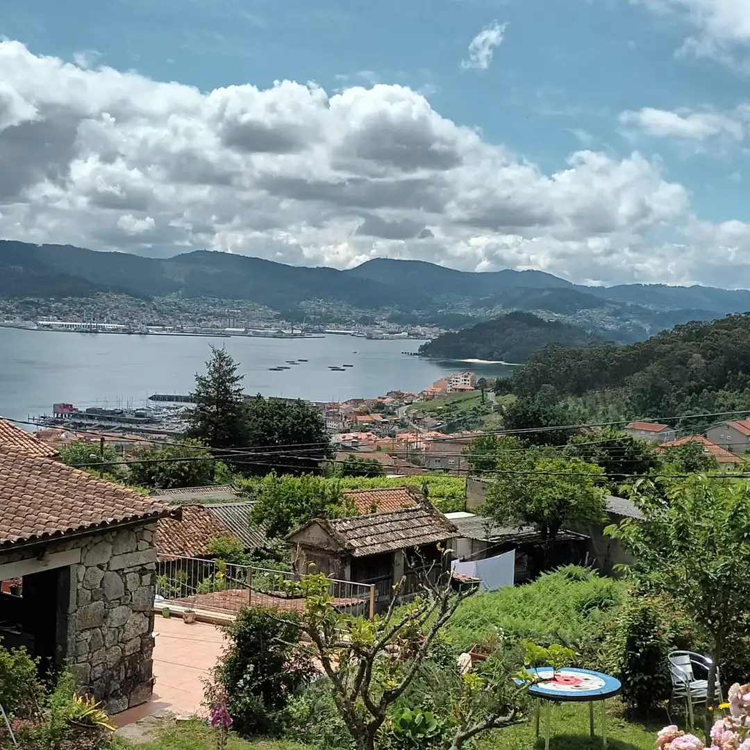 Chalet con jardín en venta en Combarro, imagen 5