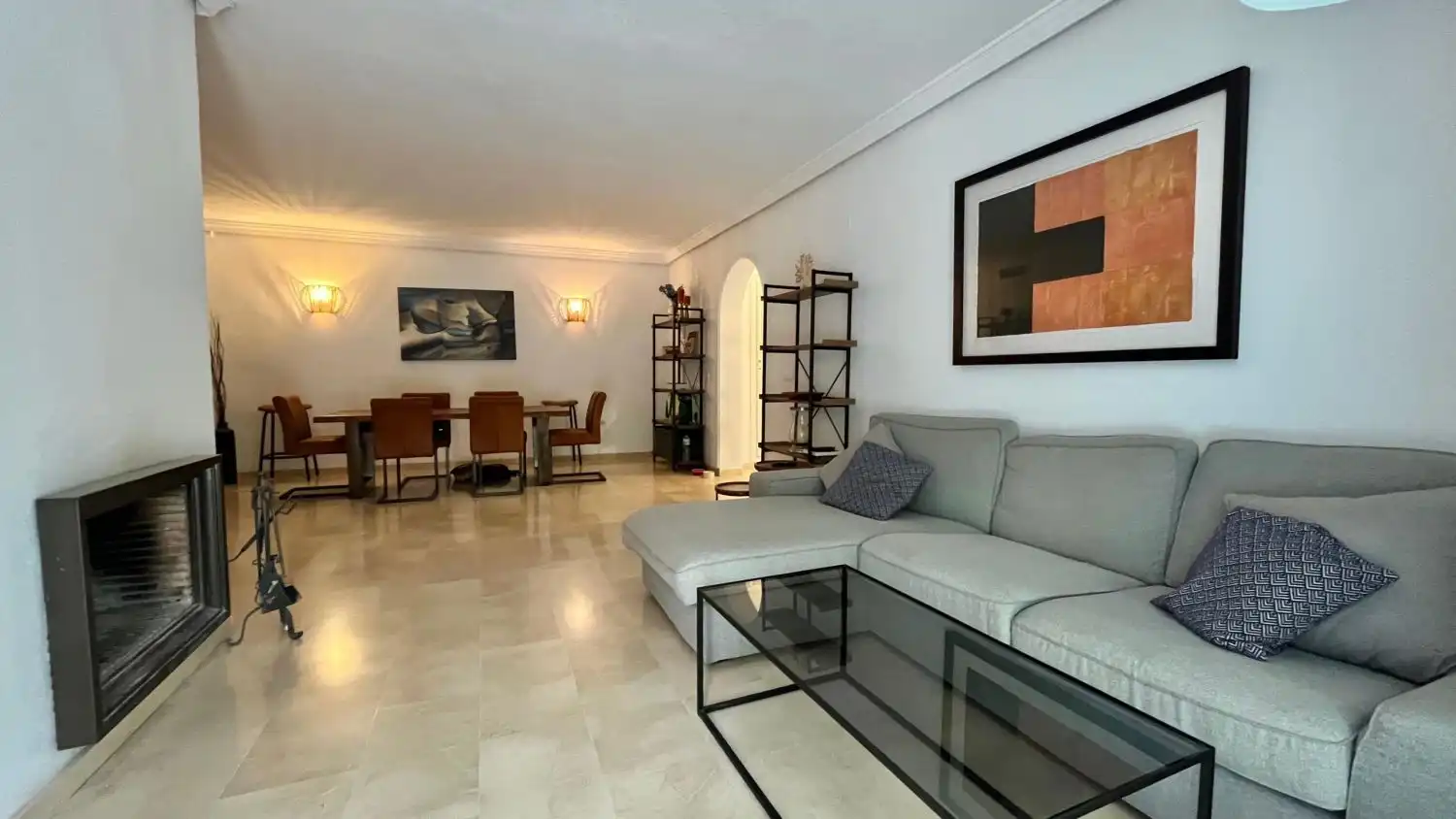 Sala de estar de Apartamento de alquiler en Benalmádena con Aire acondicionado, Calefacción y Terraza
