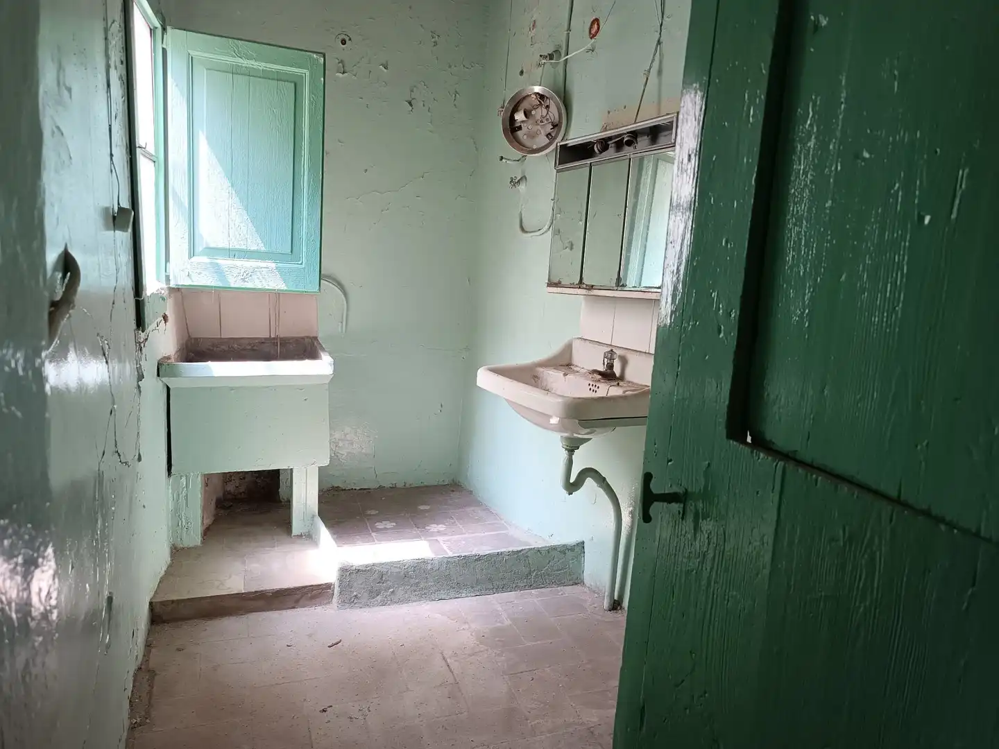 Bathroom of Country homes for sale in La Selva del Camp  with Terrace