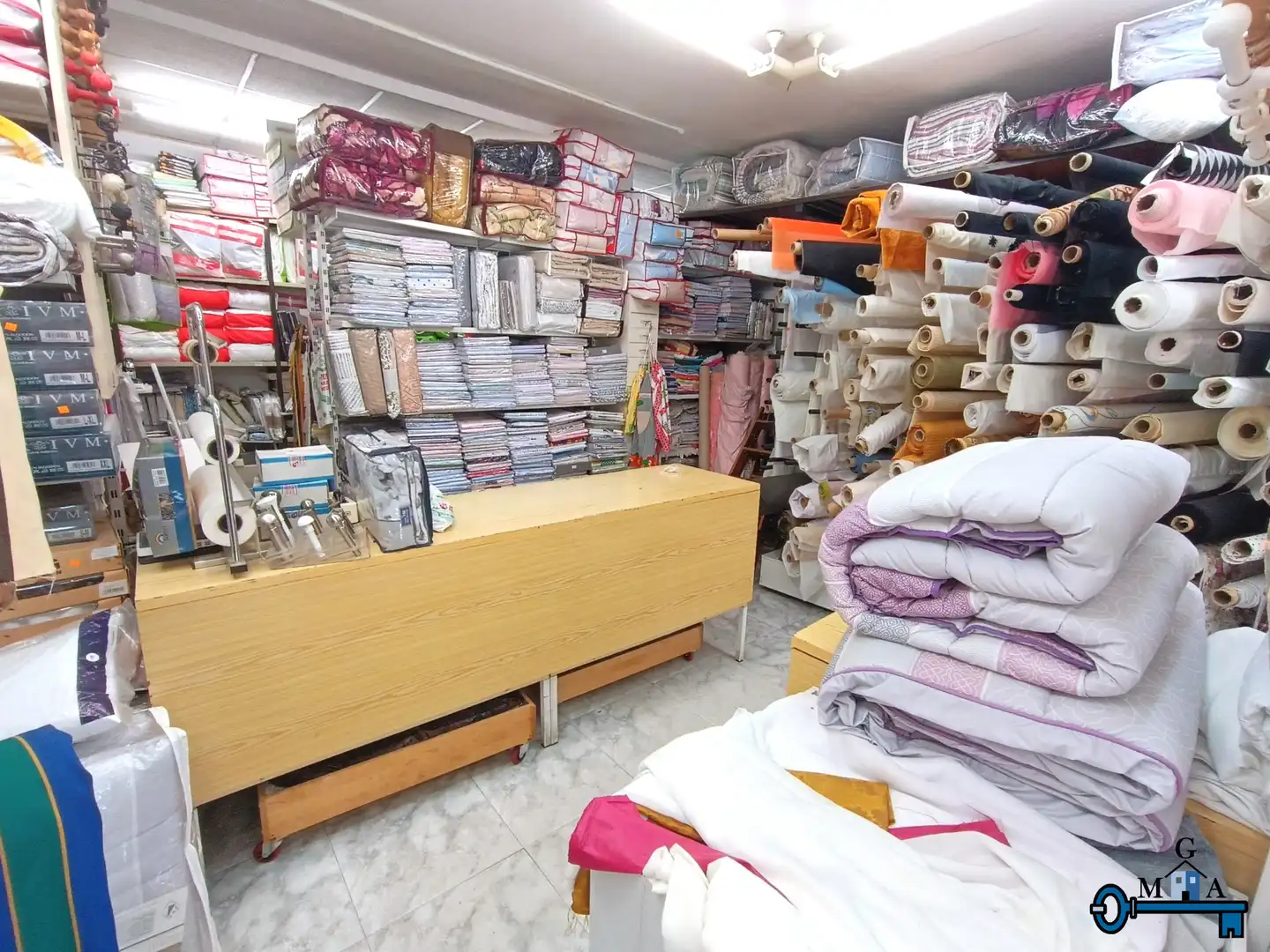 Local comercial de lloguer a Centro