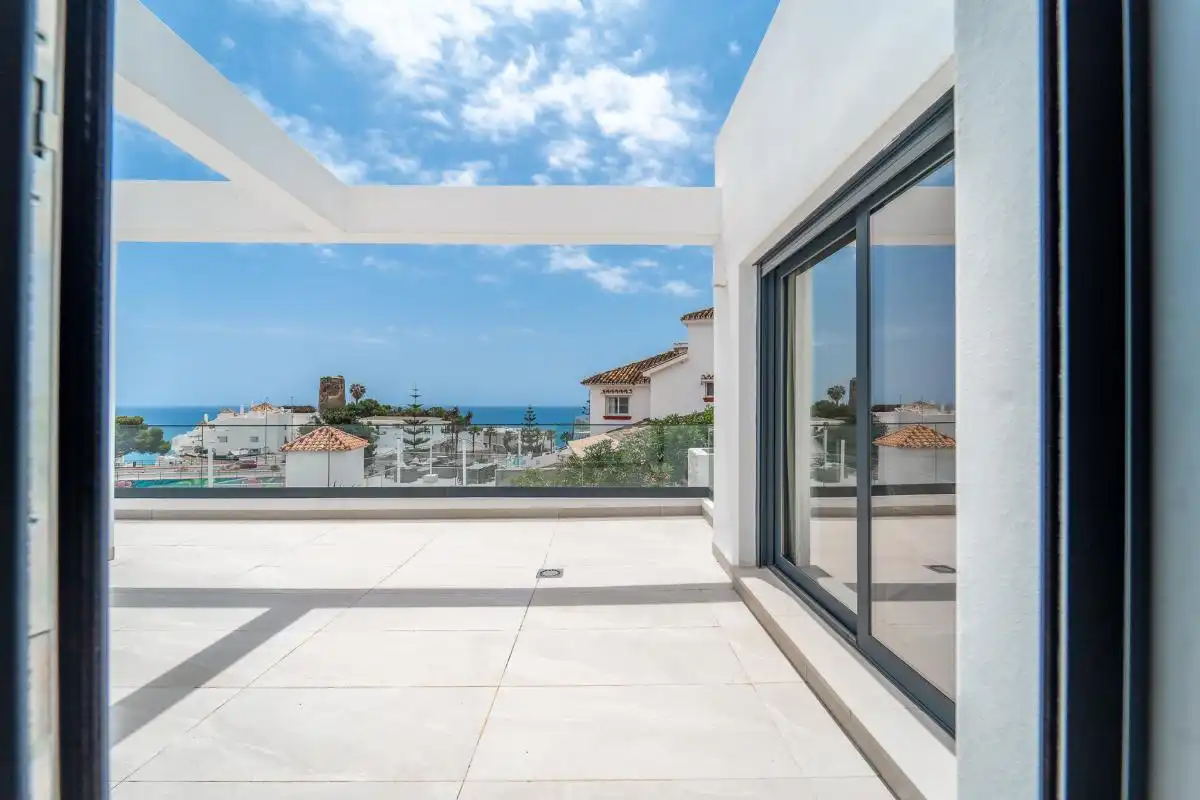 Terrassa de Casa o xalet en venda en Benalmádena amb Aire condicionat, Calefacció i Jardí privat