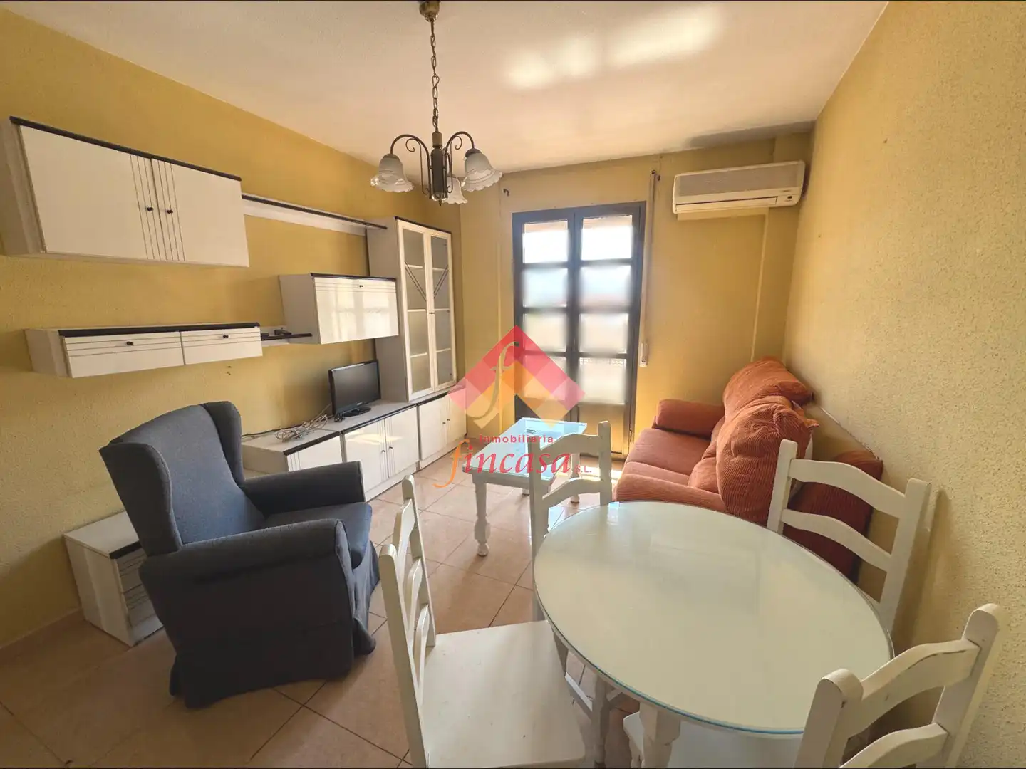 Sala de estar de Piso en venta en Ronda con Calefacción, Amueblado y Balcón