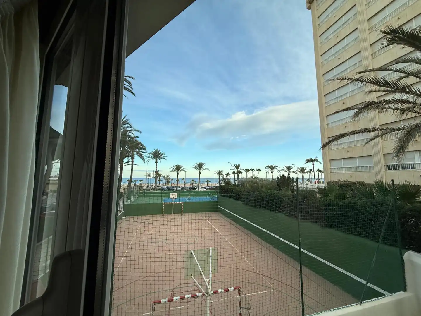 Vista exterior de Apartament en venda en Alicante / Alacant amb Moblat, Forn i Rentadora