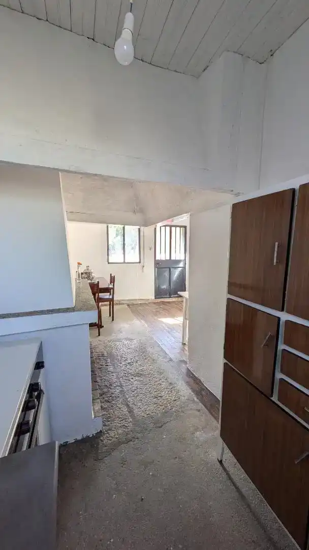 Cuina de Casa adosada en venda en Calvos de Randín amb Moblat i Balcó
