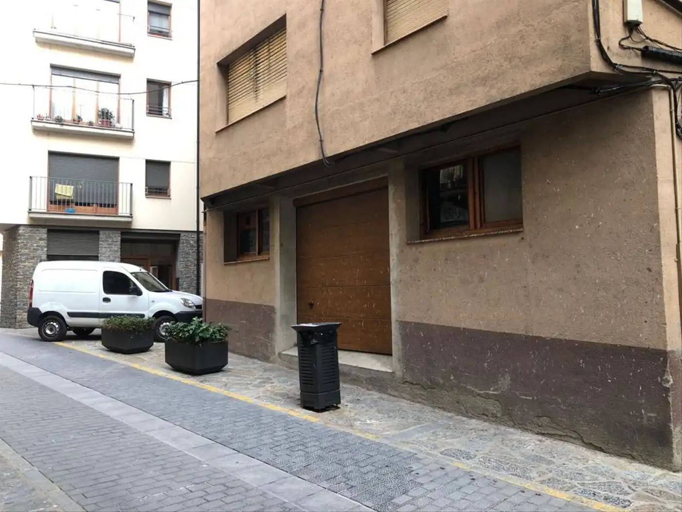 Local comercial en venda a Carrer Mossèn Agustí Coy i Cotonat, imagen 2