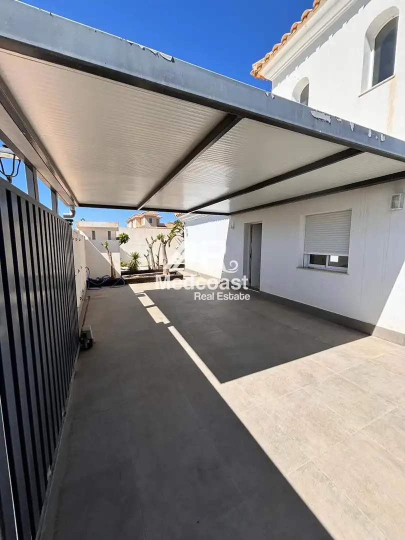 Vista exterior de Casa o chalet en venta en Los Gallardos con Aire acondicionado, Terraza y Piscina