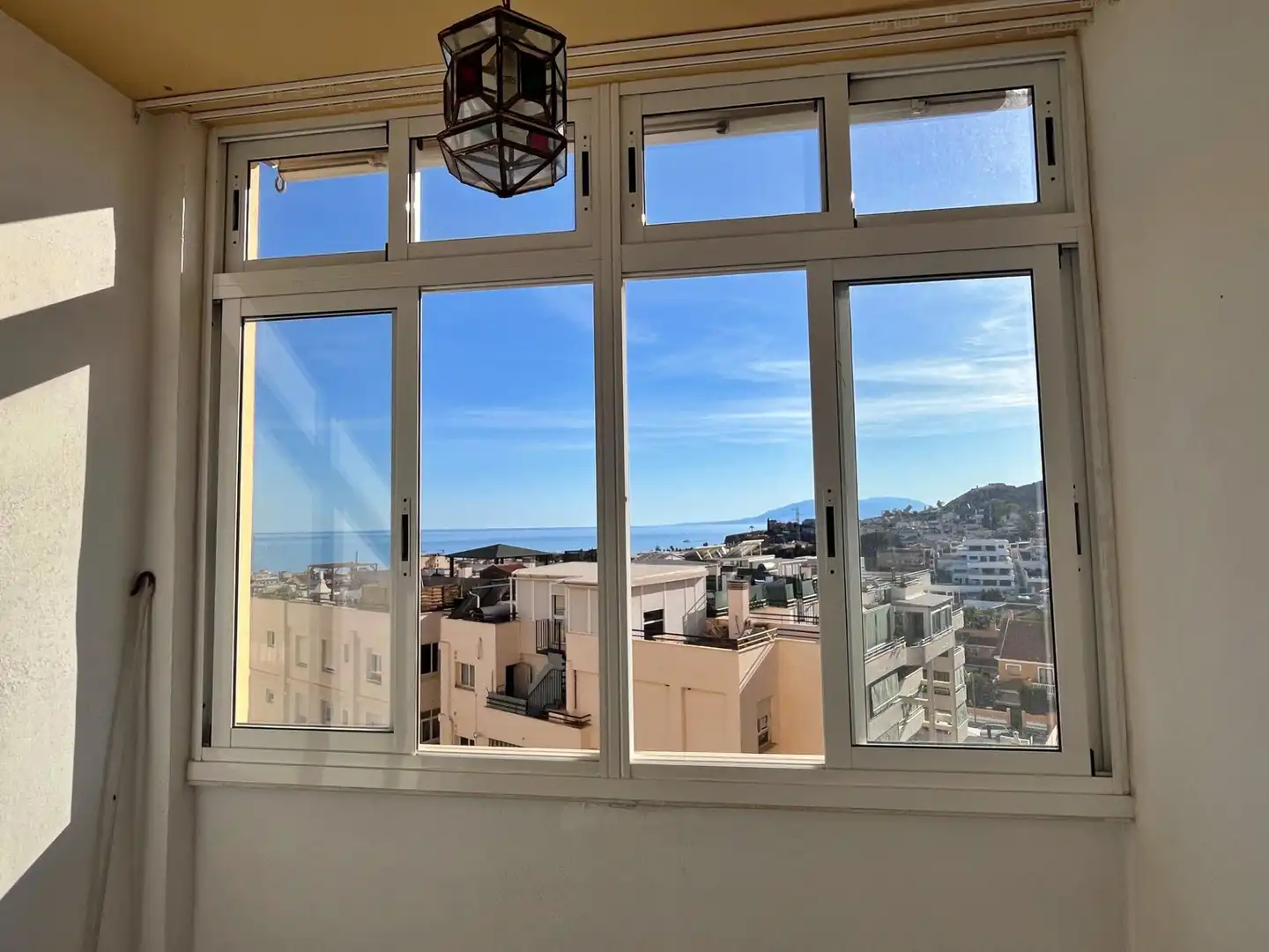 Vista exterior de Piso en venta en Rincón de la Victoria con Aire acondicionado, Terraza y Piscina comunitaria