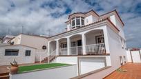 Vista exterior de Casa o xalet en venda en Las Palmas de Gran Canaria amb Jardí privat i Terrassa