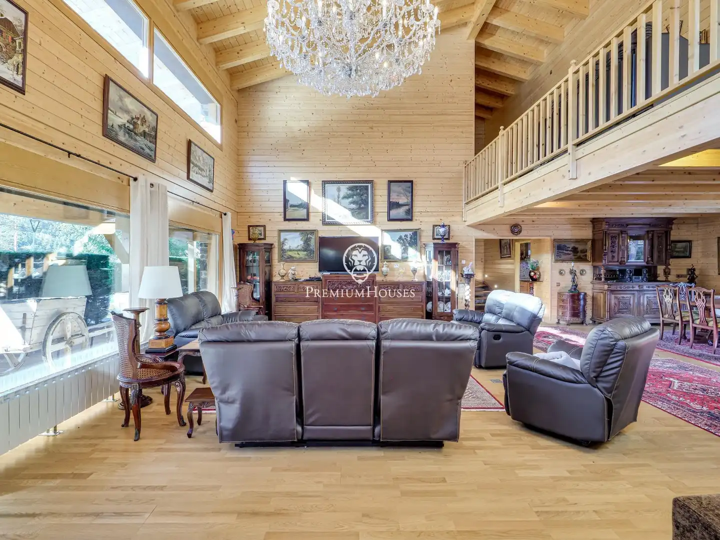 Sala d'estar de Casa o xalet en venda en Alp amb Calefacció, Jardí privat i Parquet