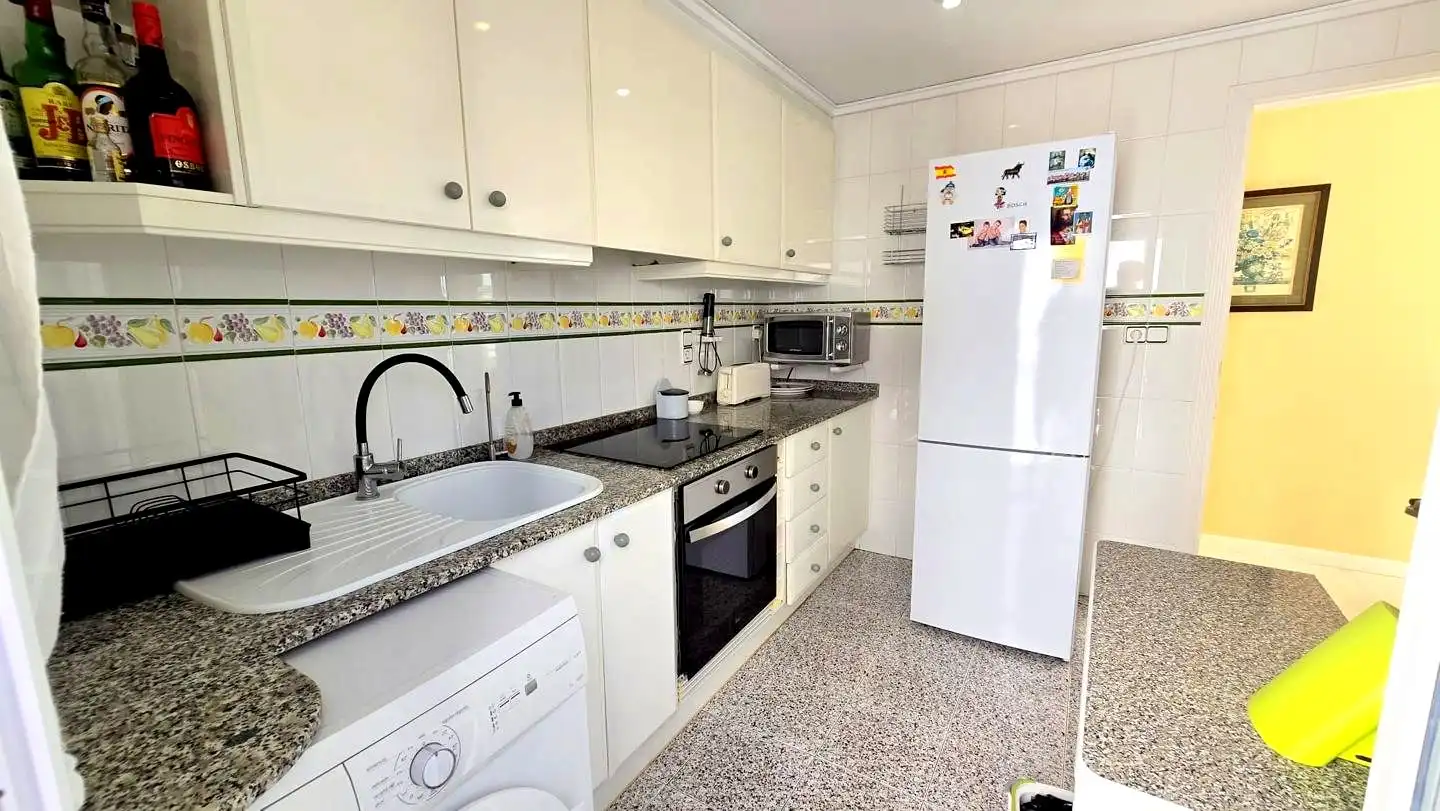 Attico con piscina in affitto a Passeig Marítim de Neptú 25, imagen 14